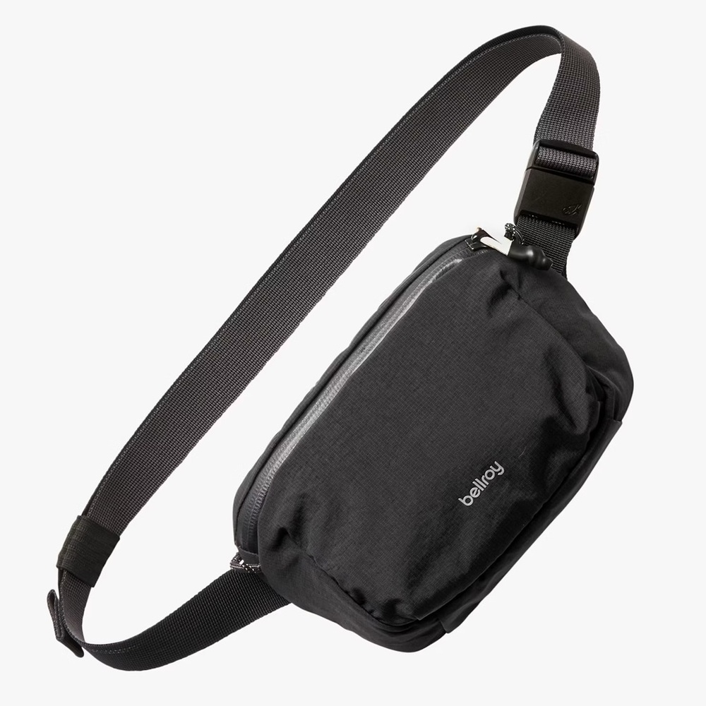 BELLROY Lite Belt Bag Black NWT